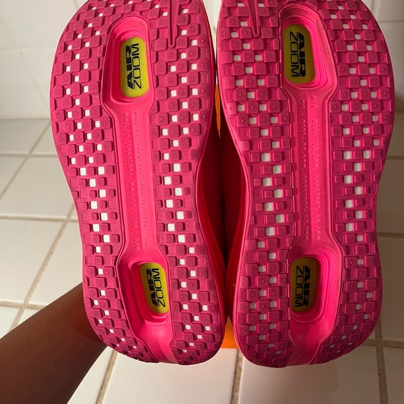 Nike Vomero Premium - Picture 6 of 8